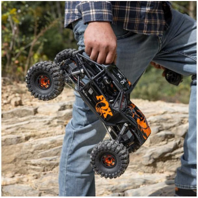 Axial Capra 1.9 4WS 1:10 RTR žlutá