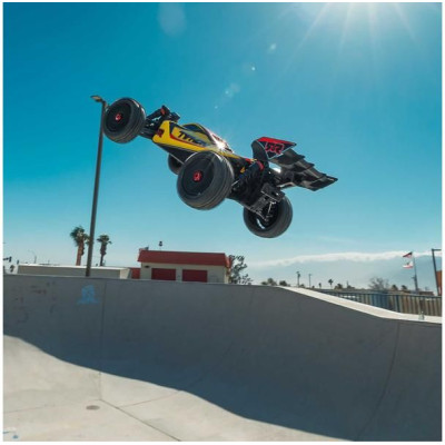 Arrma Typhon Mega 665 1:8 4WD RTR modrá