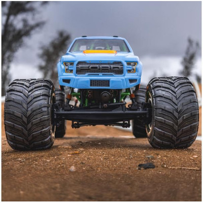 Pro-Line pneu 2.6" 1:10 Dreadnaught (2): LMT 2.0