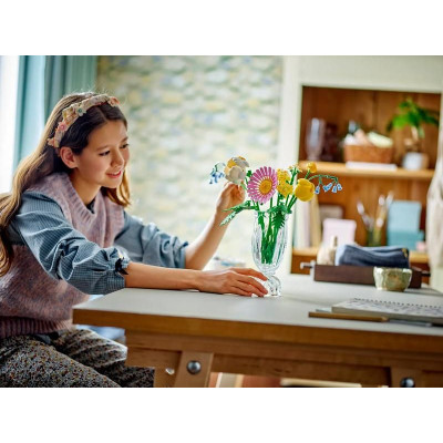 LEGO Botanicals - Drobná slunečná kytice