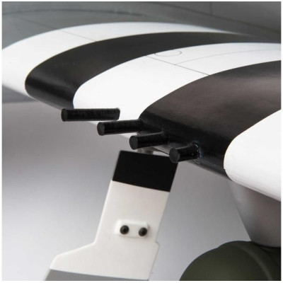 Hangar 9 P-47D Thunderbolt 1.7m 20cc ARF