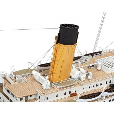 AMATI R.M.S. Titanic 1:250 kit (verze 2025)