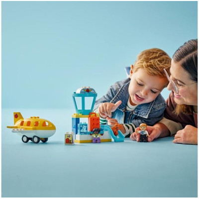 LEGO DUPLO - Poprvé na letišti