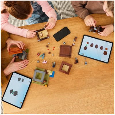 LEGO Minecraft - Základna plenitelů a Ničitel