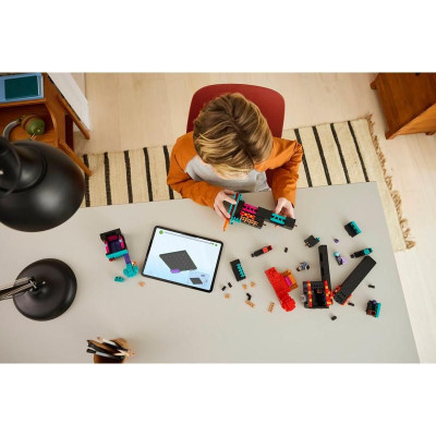 LEGO Minecraft - Endermanova věž