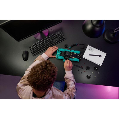 LEGO Technic - Aston Martin Valkyrie