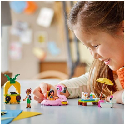 LEGO Friends - Zábava u bazénu s jednorožcem a plameňákem