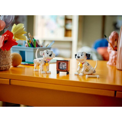 LEGO Disney - Štěňátka Štístko a Penny z filmu 101 dalmatinů