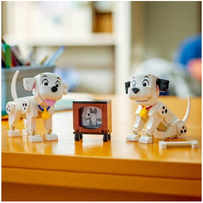 LEGO Disney - Štěňátka Štístko a Penny z filmu 101 dalmatinů