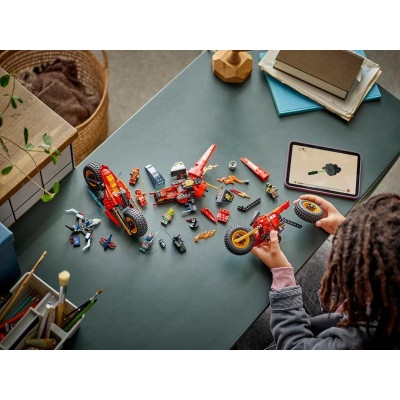 LEGO Ninjago - Bojové vozidlo nindžů