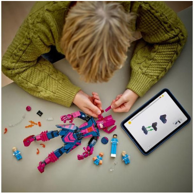 LEGO Marvel - Fantastická čtyřka vs. Sestavitelná