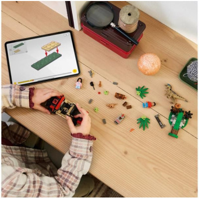 LEGO Jurassic World - Únik před raptorem v terénním autě