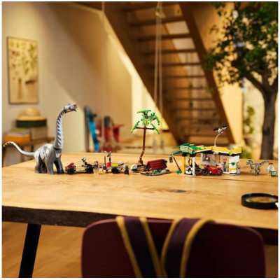 LEGO Jurassic World - Mise na sledování raptora a titanosaura