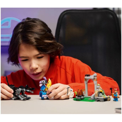 LEGO Fortnite - Peely a Sparkplug a jejich tábořiště