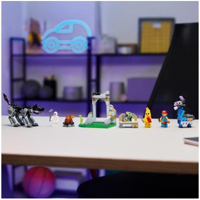 LEGO Fortnite - Peely a Sparkplug a jejich tábořiště