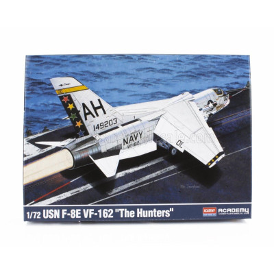 ACADEMY McDONNEL DOUGLAS F-8E VF-162 THE HUNTERS PHANTOM II MILITARY AIRPLANE 1/72