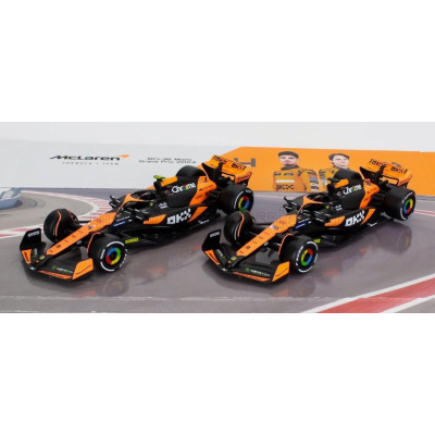 BURAGO McLAREN SET F1  2X MCL38 TEAM MCLAREN N 4 SEASON 2024 LANDO NORRIS + N 81 SEASON 2024 OSCAR PIASTRI - ORANGE BLACK 1/43