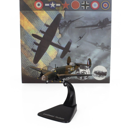 EDICOLA LOCKHEED HUDSON MILITARY AIRPLANE 1965 - CAMOUFLAGE 1/144