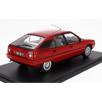 EDICOLA CITROEN BX 16 TRS 1983 - CON VETRINA - WITH SHOWCASE - RED 1/24