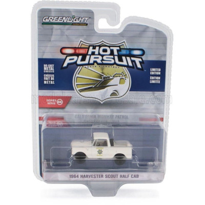 GREENLIGHT HARVESTER SCOUT HALF CALIFORNIA HIGHWAY PATROL 1964 - WHITE 1/64