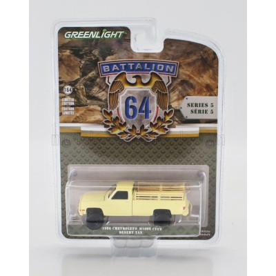 GREENLIGHT CHEVROLET M1008 PICK-UP OPEN CUCV DESERT TAN 1986 - MILITARY SAND 1/64