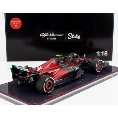 NZG ALFA ROMEO F1  C43 TEAM STAKE N 24 DUTCH NETHERLANDS GP 2023 ZHOU GUANYU - CON VETRINA - WITH SHOWCASE - BLACK RED 1/18
