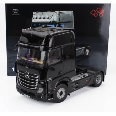 NZG MERCEDES BENZ ACTROS L 1863 GIGASPACE 4x2 TRACTOR TRUCK 2-ASSI 2023 - BLACK 1/18