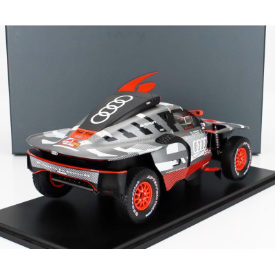 SPARK MODEL AUDI Q E-TRON RS TEAM AUDI SPORT N 211 RALLY DAKAR 2023 MATTIAS EKSTROM - EMIL BERGKVIST - GREY SILVER BLACK 1/18