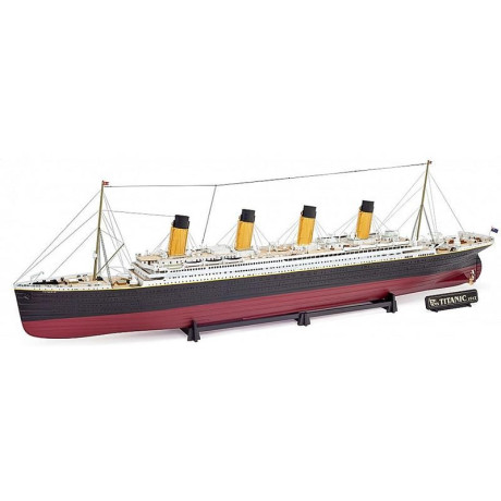 AMATI RMS Titanic 1:250 készlet (2025-ös verzió)
