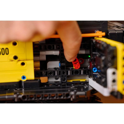 LEGO Technic - Bagr Volvo EC500 Hybrid