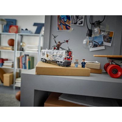 LEGO Marvel - Spider-Man vs. Doc Ock: Scéna v metru