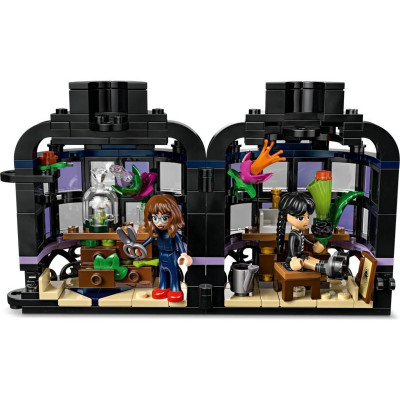 LEGO Wednesday - Černá jiřina