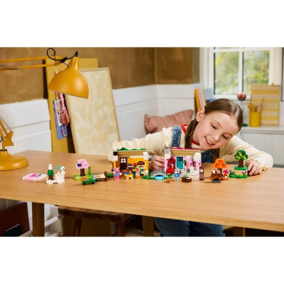 LEGO Animal Crossing - Tvořivé domečky: Zábavná roční období