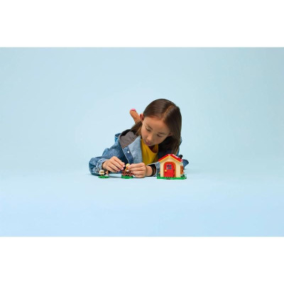 LEGO Animal Crossing - Goldie a její útulný dům