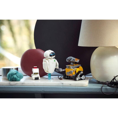 LEGO Disney - VALL•I a EVA