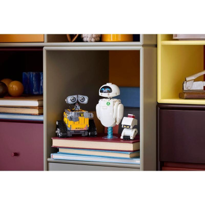 LEGO Disney - VALL•I a EVA