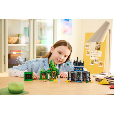 LEGO Wicked - Emerald City a zámek Kiamo Ko