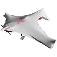 A napvédő megvédi a modellt a napfénytől, így megakadályozza a fólia csavarodását és hullámosodását, valamint a modell kabin alatti elektromos berendezéseinek túlmelegedését. Szállítási csomagolással együtt.