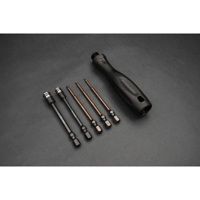 Set 1/4" bitů včetně rukojeti (1.5, 2.0, 2.5mm imbus a 5.5, 7mm nástrčkový)