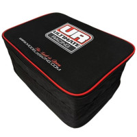 A táska teljes méretei 400x290x180 mm.