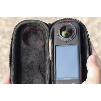 Insta360 X4 - tlusté přenosné pouzdro