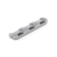 DJI Matrice 4D sorozatú töltőközpont 240W. Hálózati adapterrel használva a töltőegység intelligensen kiválasztja a leggyorsabban töltő akkumulátort, és fokozatosan akár három Matrice 4D sorozatú akkumulátort is képes tölteni. Támogatja mind a standard módot, mind a repülésre kész módot.