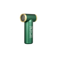 A zsebturbó ventilátor tartós repülőgépipari minőségű alumíniumötvözetből készült. Értékelni fogja erejét, amikor felfújja a nyugágyat, megtisztítja a szennyeződésektől kempingezéskor, a műhelyben vagy otthon. A Jet Fan 2S mindössze 300 g súlyú. A beépített 1110 mAh-s akkumulátor akár 3,5 órás munkára is elegendő. A levegő pontos célzásához a mellékelt két léghegy segít. A Jet Fan 2S turbó gombbal rendelkezik, amellyel akár 27,5 m/s légáramlási sebességet is elérhet.