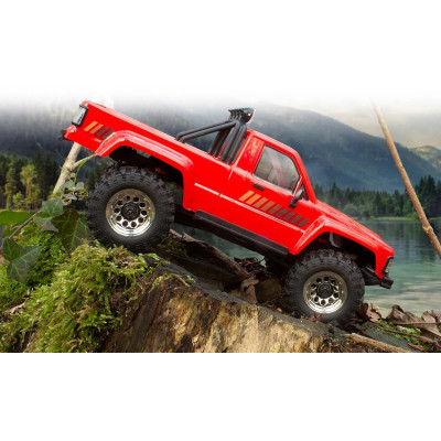 Venture18 1985 Toyota Hilux SR5 - červený