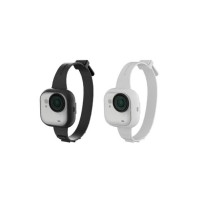 Az Insta360 GO Ultra multifunkcionális öve praktikus kiegészítő a kamera kényelmes és biztonságos hordozásához. Rugalmas és tartós szilikonból készült, így különböző felhasználási módokhoz alkalmazkodik - csuklón, hátizsákon vagy más felszerelésen is viselhető. Alacsony, 25 g-os súlyának és 325 × 16 mm-es méretének köszönhetően könnyű és diszkrét. Fekete vagy fehér színben kapható. Ideális akciófelvételekhez és mindennapi viselethez.