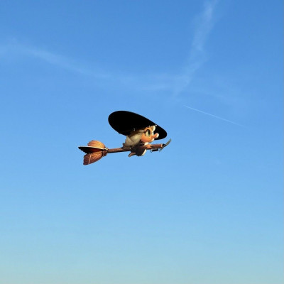 RC gyári boszorkány