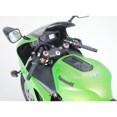 Tamiya 1:12 Kawasaki Ninja ZX-12R