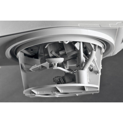 Trombitás Pz.Kpfw.VI Sd.Kfz.182 Tiger II (Porsche korai gyártású jármű) 1/16