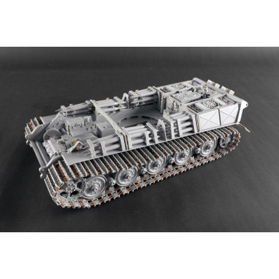 Trombitás Pz.Kpfw.VI Sd.Kfz.182 Tiger II (Porsche korai gyártású jármű) 1/16