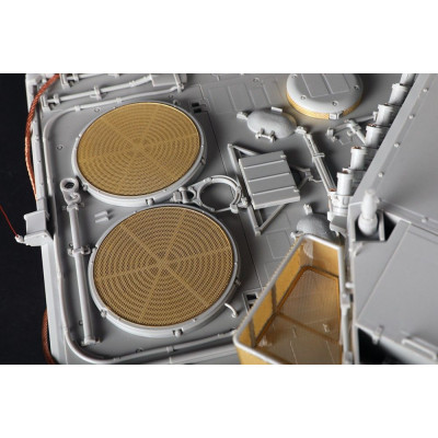 Trumpeter German Leopard 2A6 MBT 1/16